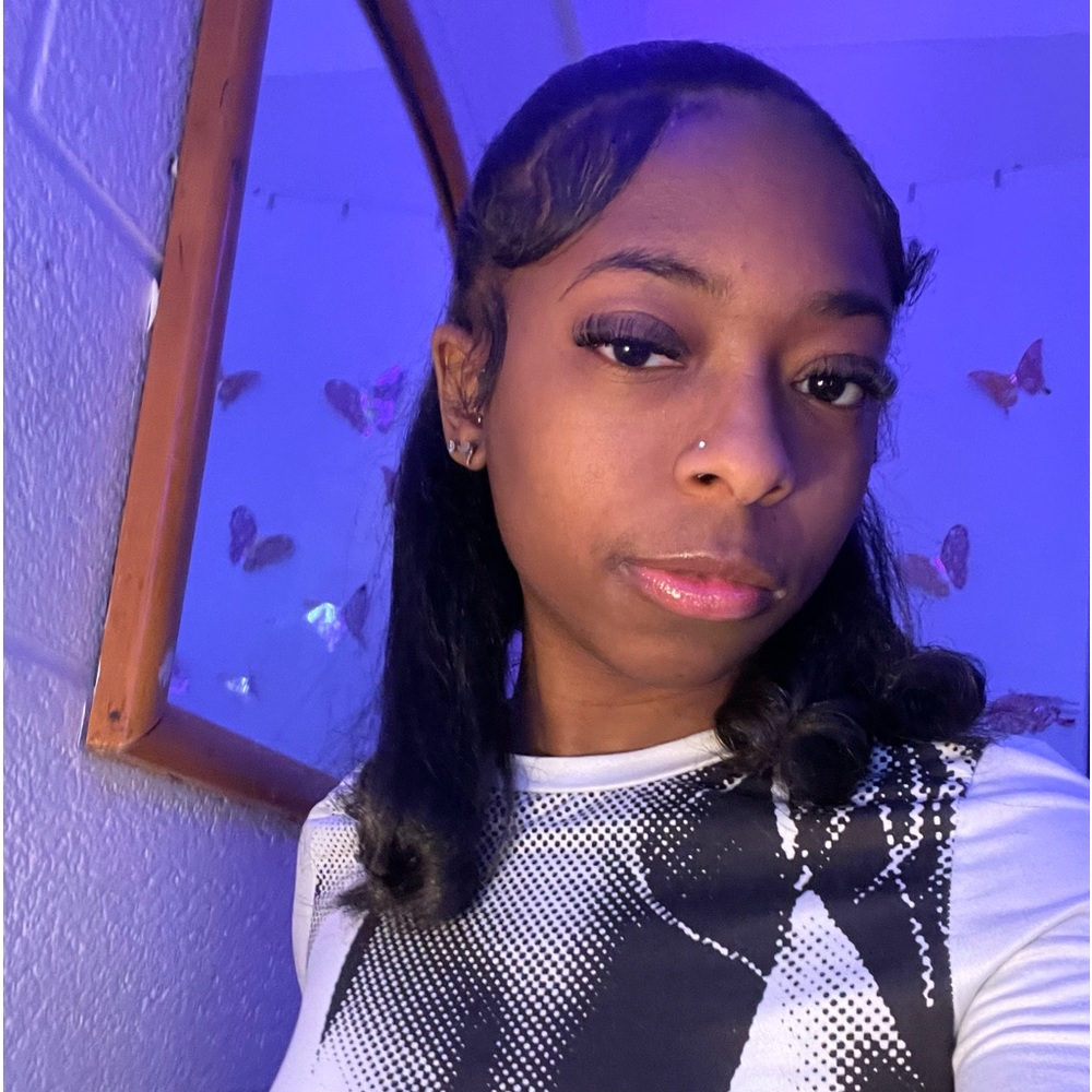 Meet your Posher, Markeya